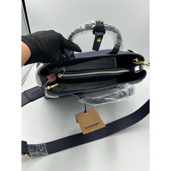 Burberry Medium Banner House Check Derby Leather Tote Shoulder Bag Regen… - Picture 6 of 15